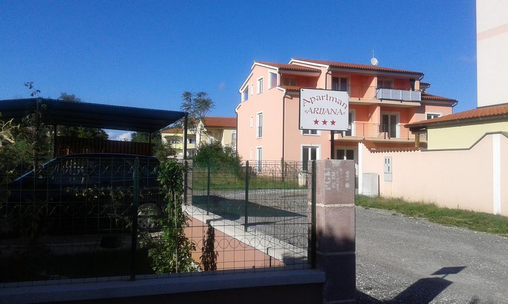 Apartmani Arijana Μεντουλίν Εξωτερικό φωτογραφία