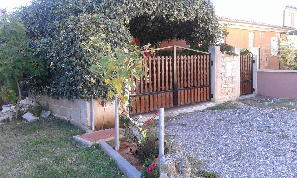 Apartmani Arijana Μεντουλίν Εξωτερικό φωτογραφία