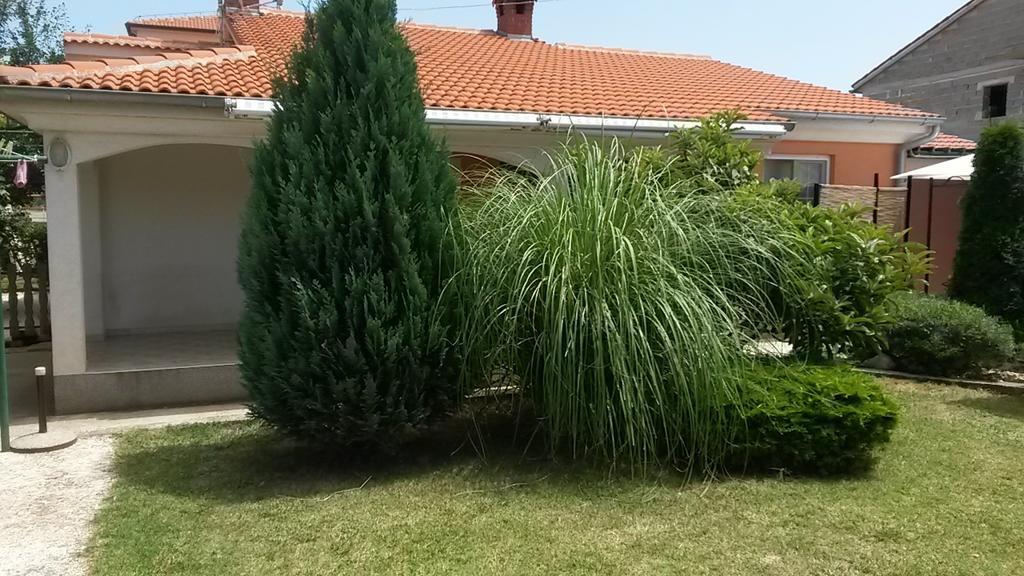 Apartmani Arijana Μεντουλίν Εξωτερικό φωτογραφία